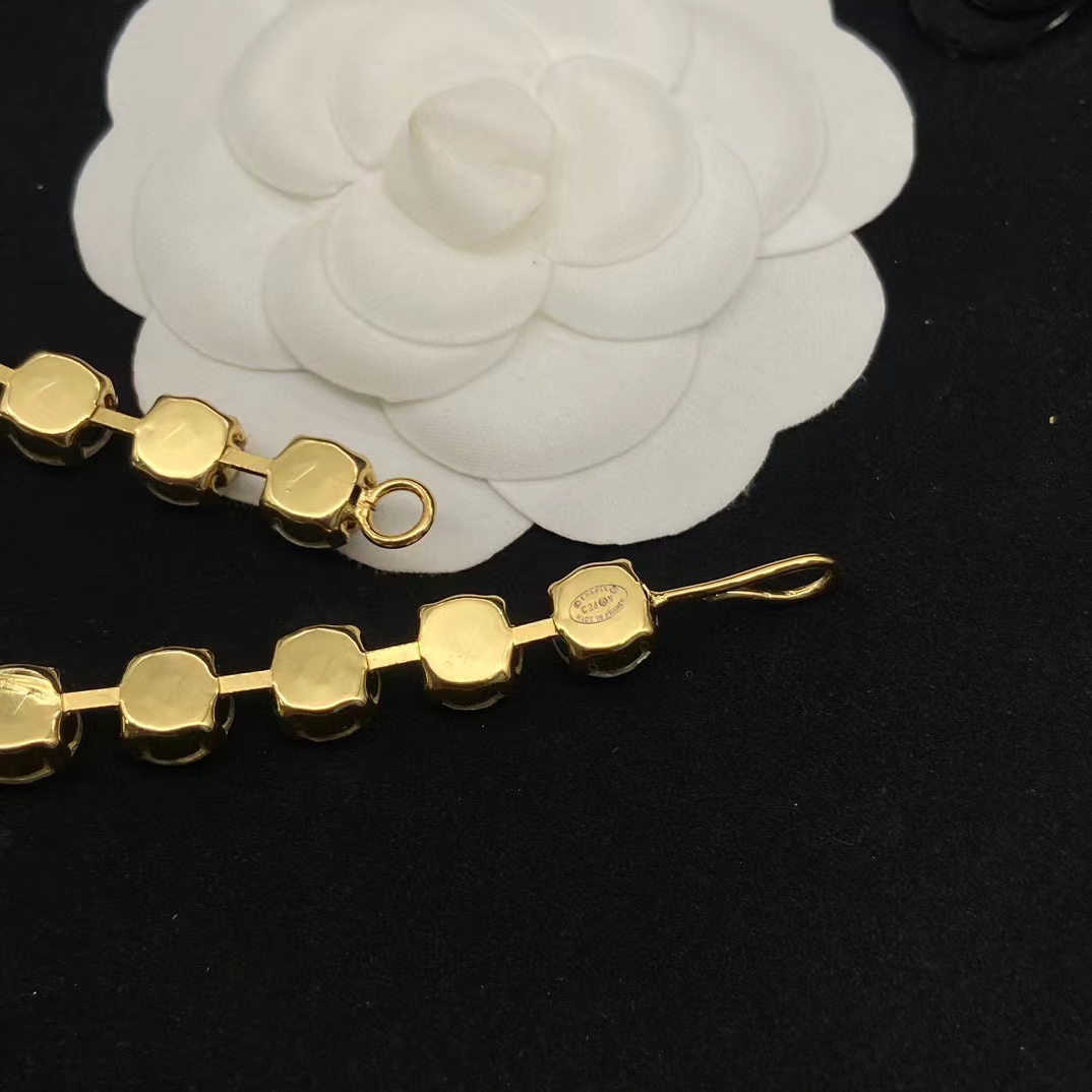 CHANE1 ラウンド ダイヤモンド ダブル C ネックレス【 50％割引+送料無料】