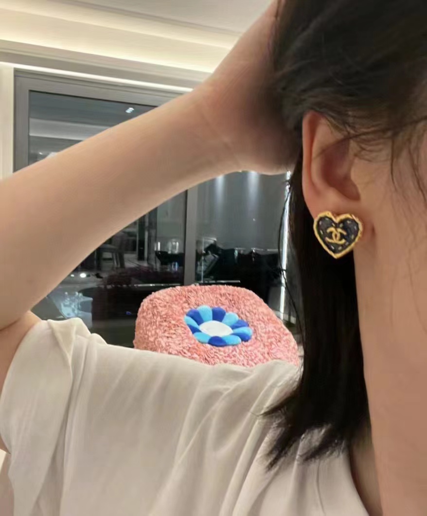 CHANE1 ブルー ダブル C ハート スタッド ピアス【 50％割引+送料無料】