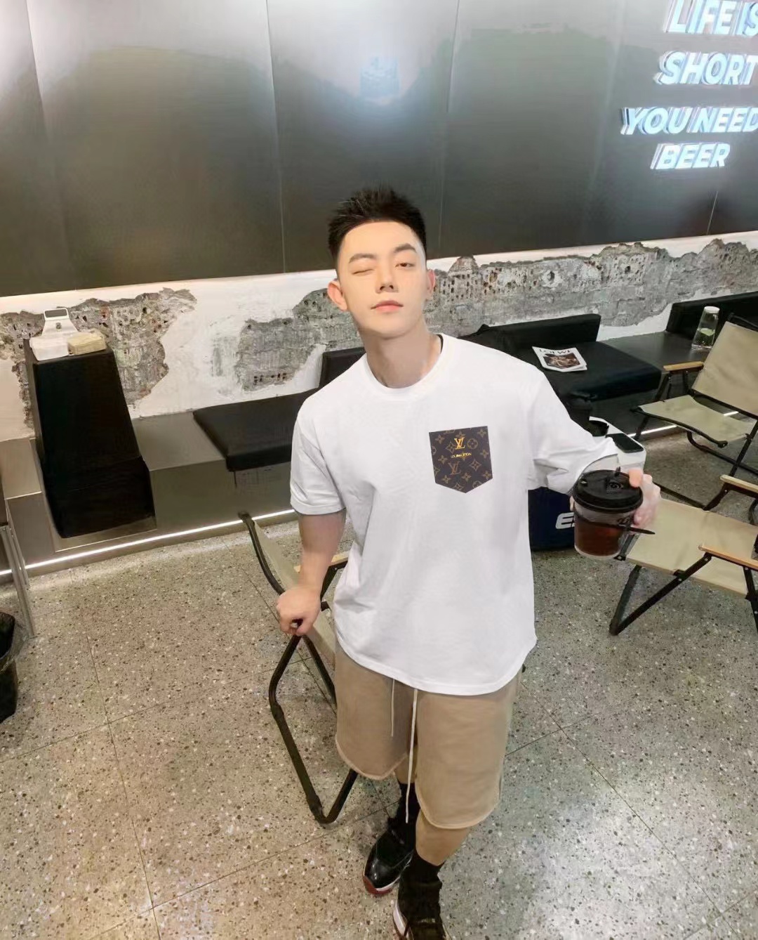 LV 高級老眼ポケット メンズ Tシャツ【 50％割引+送料無料】