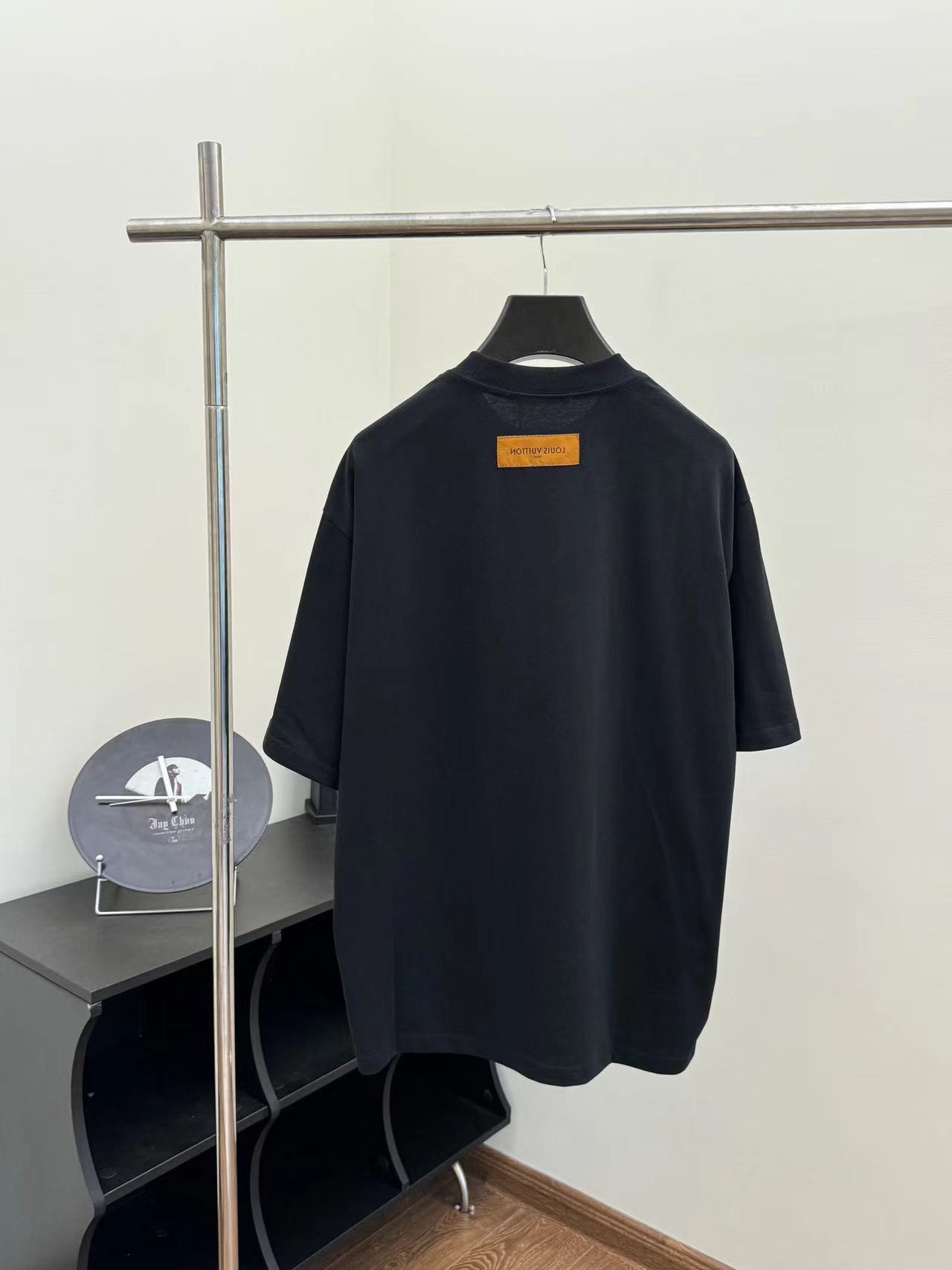 LV ラージロゴ シンプル メンズ Tシャツ【 50％割引+送料無料】