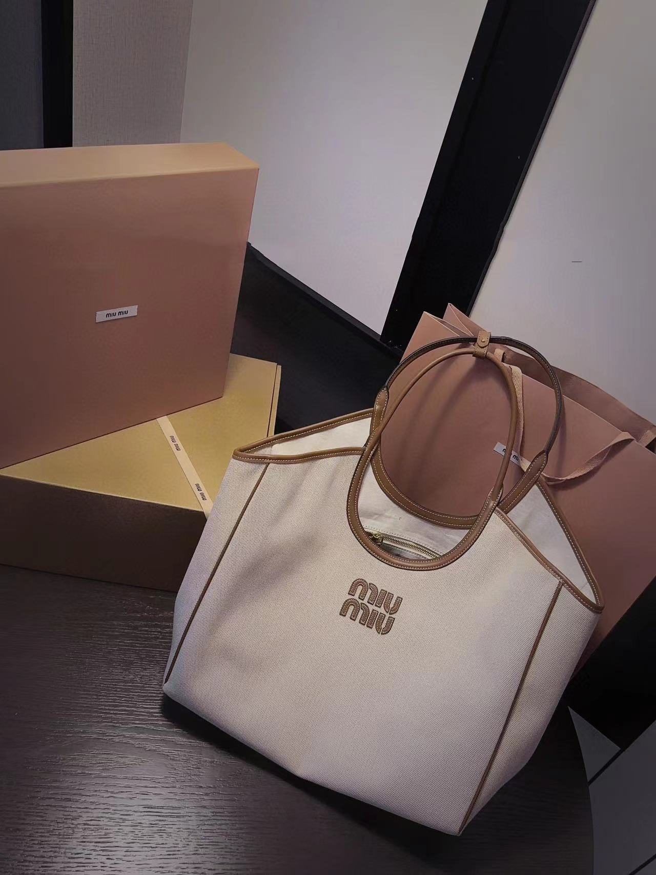 M1UM1U キャンバス ショッピングバッグ【 50％割引+送料無料】