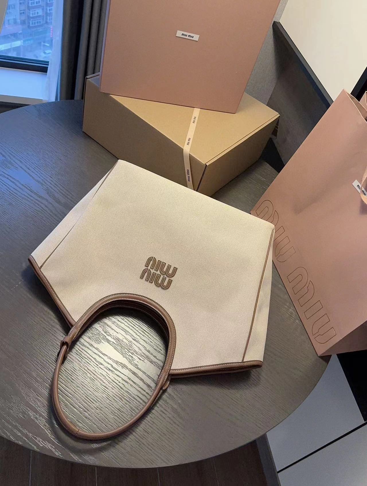 M1UM1U キャンバス ショッピングバッグ【 50％割引+送料無料】