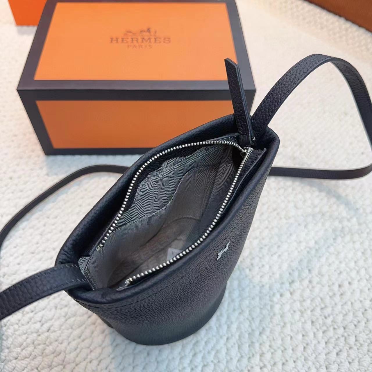 HERME5 牛革携帯電話バッグ【 50％割引+送料無料】