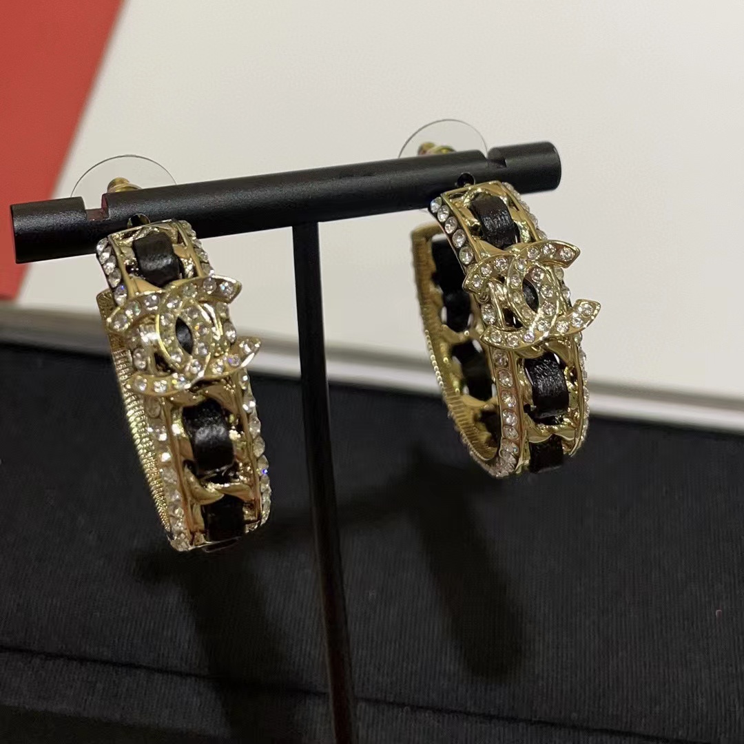 CHANE1 フル ダイヤモンド ダブル C チェーン フープ イヤリング【 50％割引+送料無料】