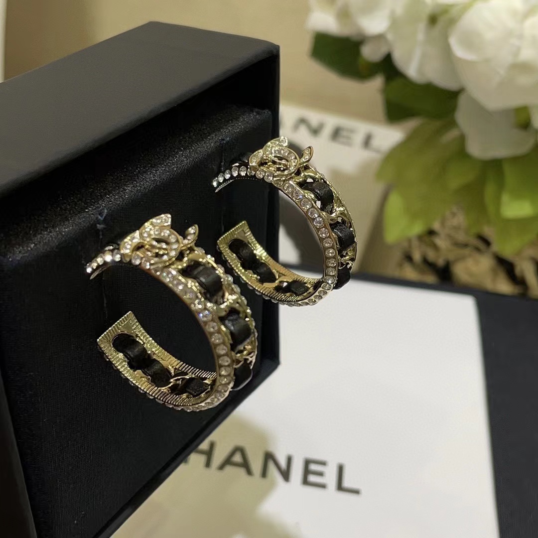 CHANE1 フル ダイヤモンド ダブル C チェーン フープ イヤリング【 50％割引+送料無料】