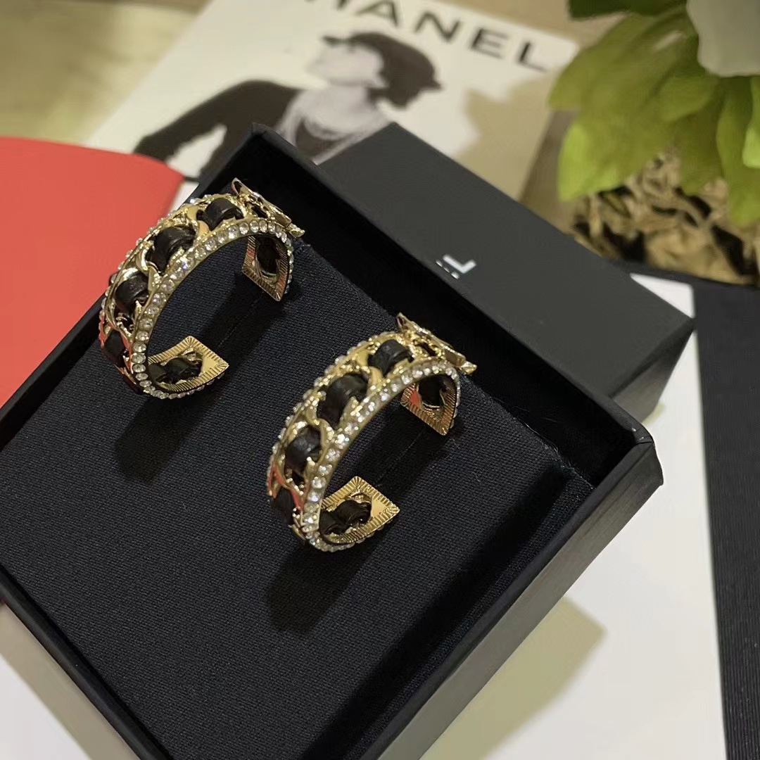 CHANE1 フル ダイヤモンド ダブル C チェーン フープ イヤリング【 50％割引+送料無料】