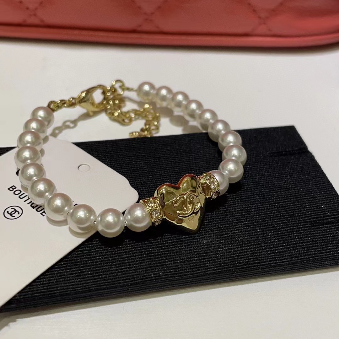 CHANE1 ハートパールブレスレット【 50％割引+送料無料】