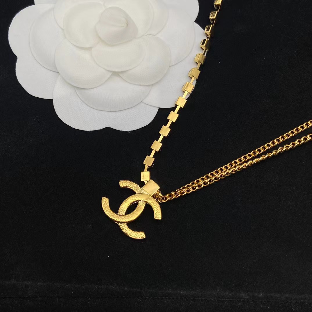 CHANE1 ダブルC ダイヤモンド ネックレス【 50％割引+送料無料】