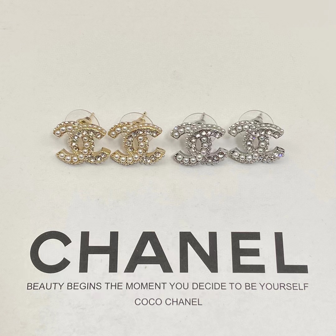 CHANE1 ダブルCパールイヤリング【 50％割引+送料無料】