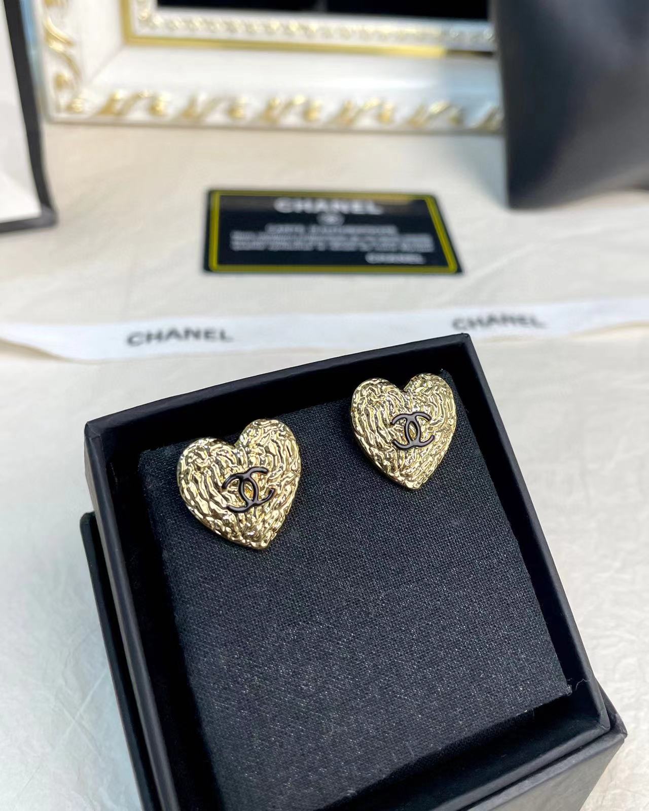 CHANE1 ハート ダブルC ピアス【 50％割引+送料無料】