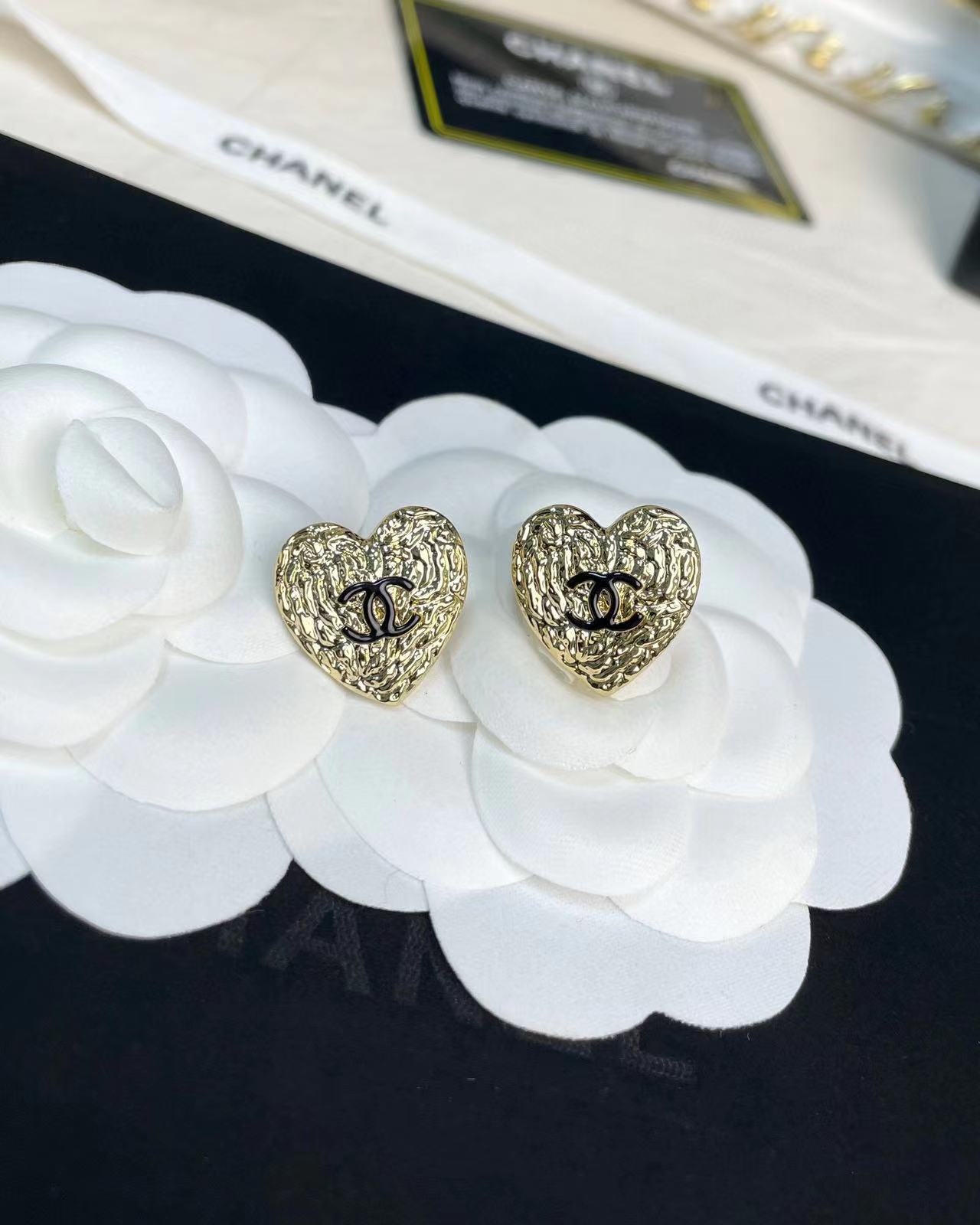 CHANE1 ハート ダブルC ピアス【 50％割引+送料無料】
