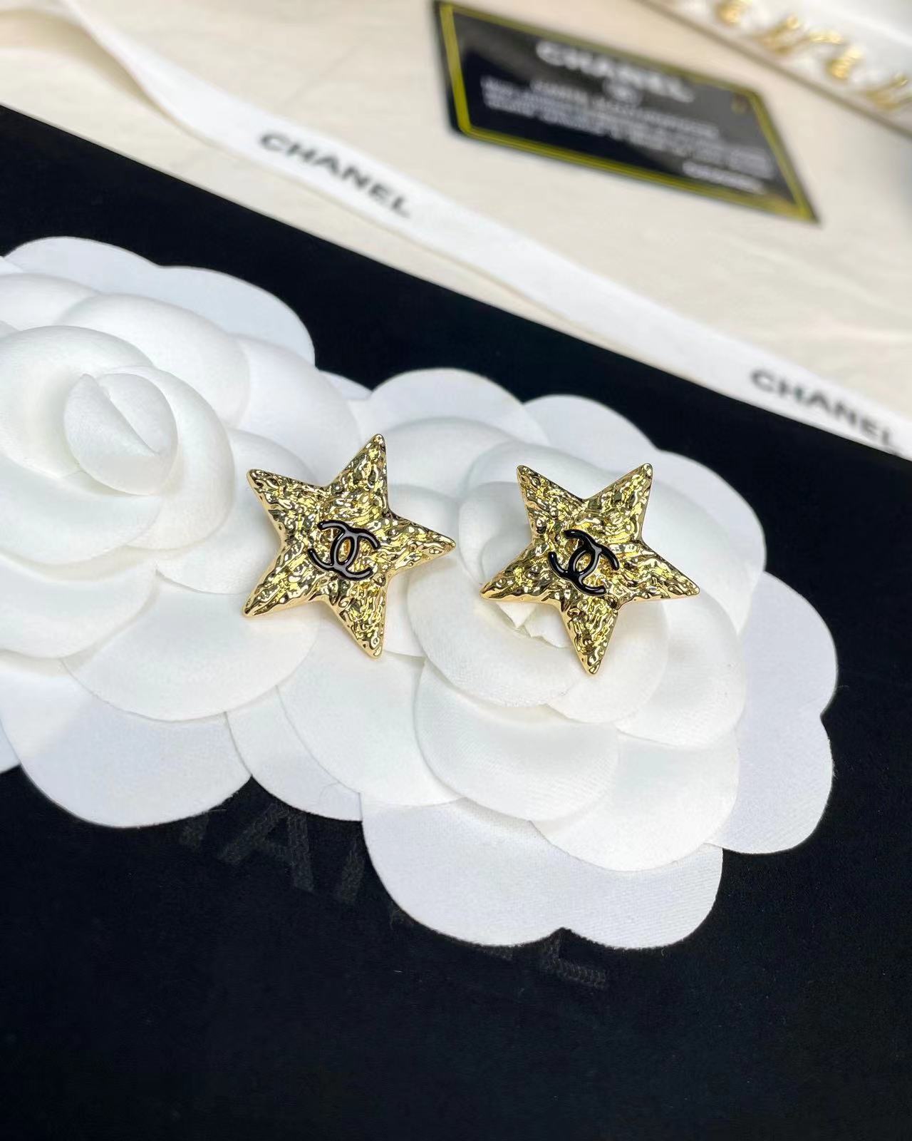 CHANE1 五芒星 ダブルC イヤリング【 50％割引+送料無料】
