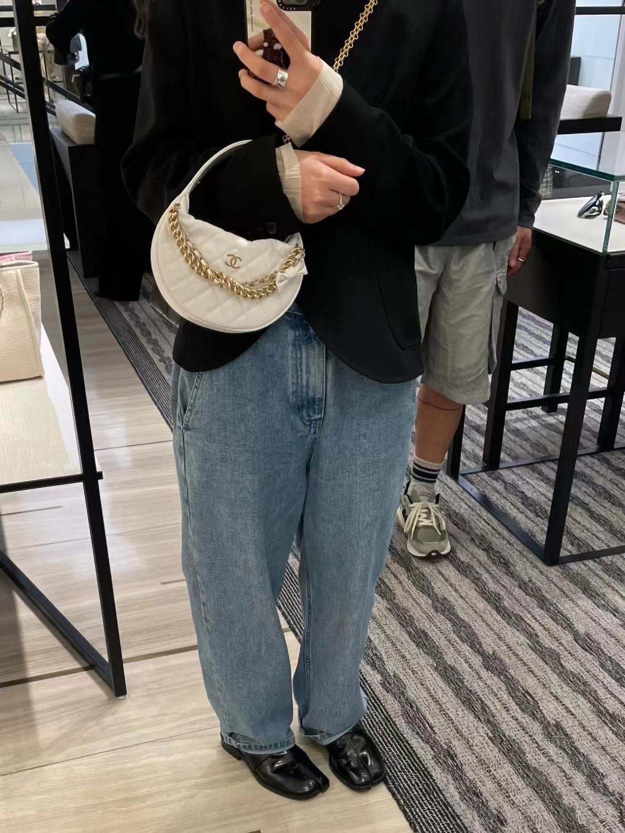 CHANE1 チェーン ハーフラウンド ハンドバッグ【 50％割引+送料無料】