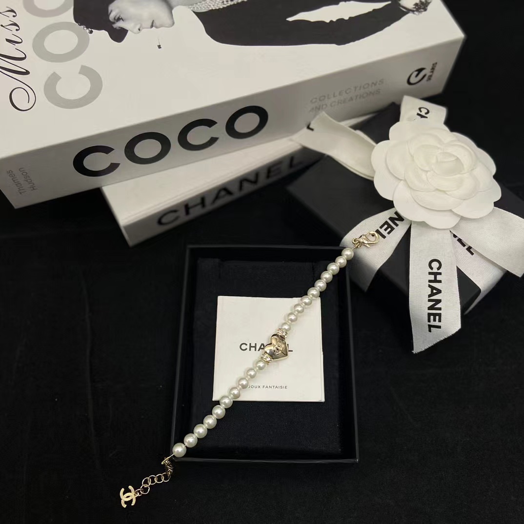 CHANE1 ハートパール ダブルC ブレスレット【50％割引+送料無料】