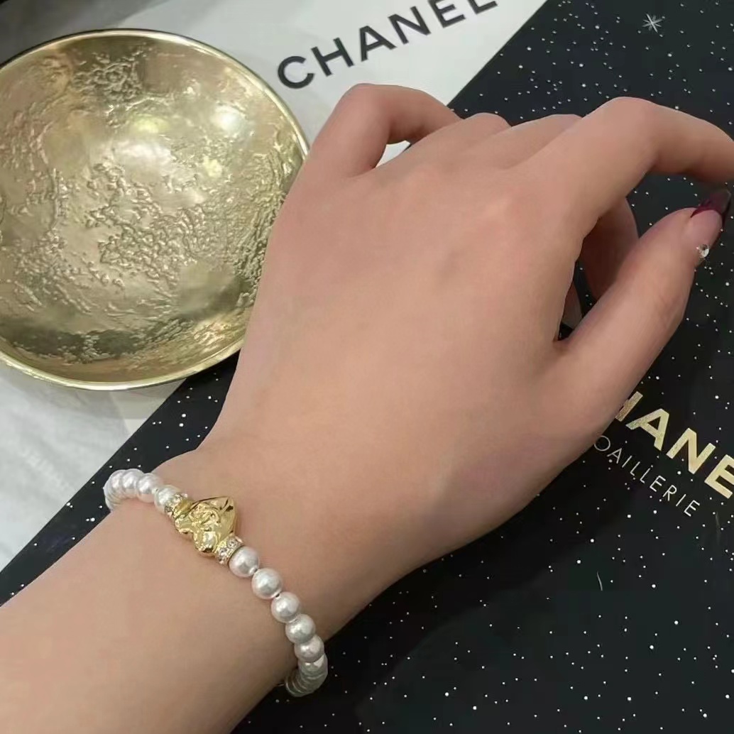 CHANE1 ハートパール ダブルC ブレスレット【50％割引+送料無料】