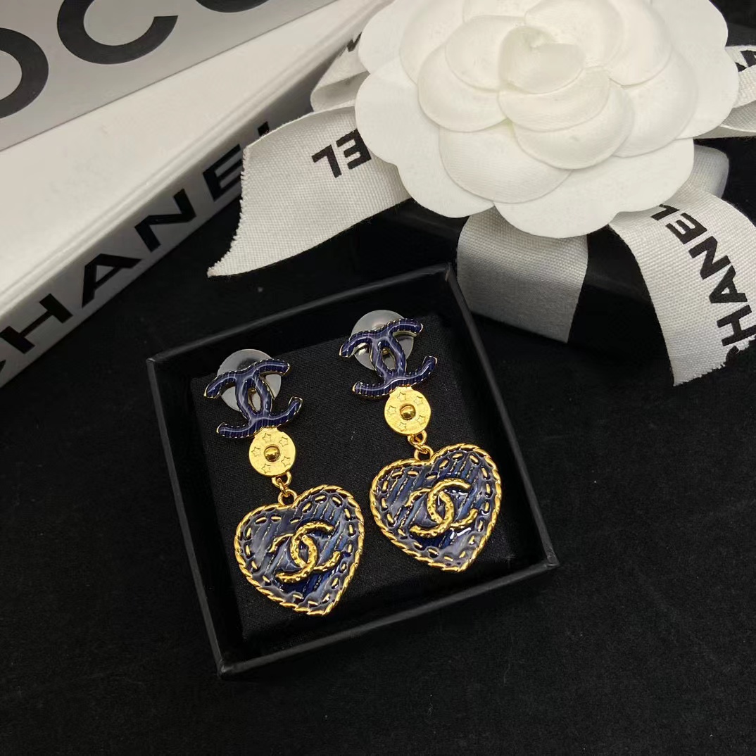 CHANE1 ブルーハート ダブルC スタッドピアス【50％割引+送料無料】
