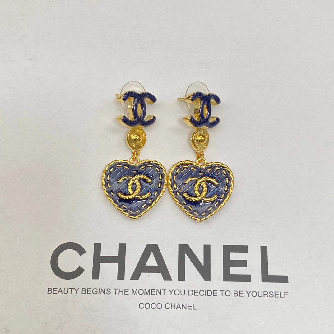 CHANE1 ブルーハート ダブルC スタッドピアス【50％割引+送料無料】