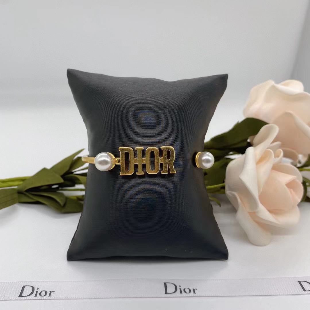 DI0R パールブレスレット【50％割引+送料無料】