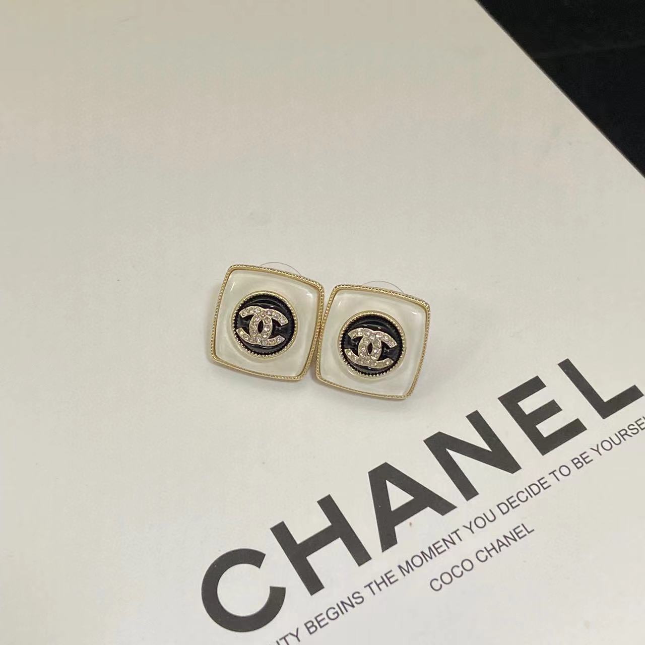 CHANE1 スクエアピアス+ネックレス 2点セット【50％割引+送料無料】