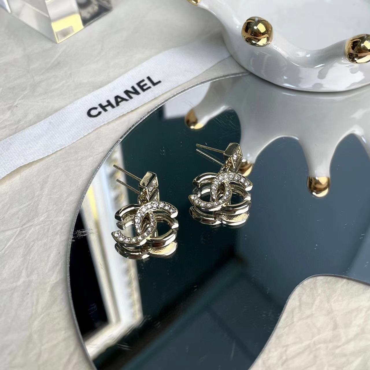 CHANE1 ダブル C ダイヤモンド スタッド ピアス【 50％割引+送料無料】