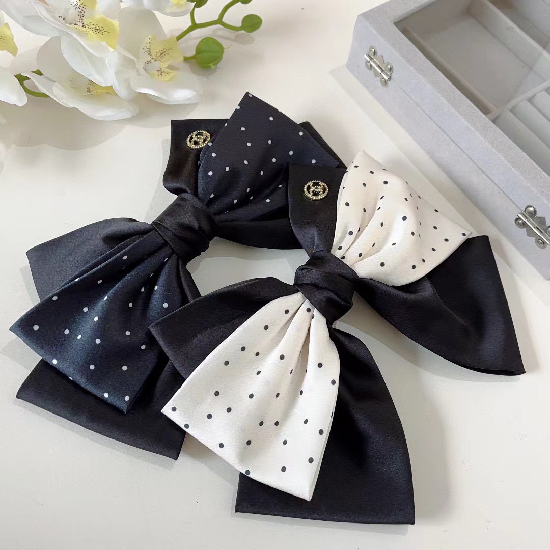 CHANE1 水玉ヘアクリップ【50％割引+送料無料】