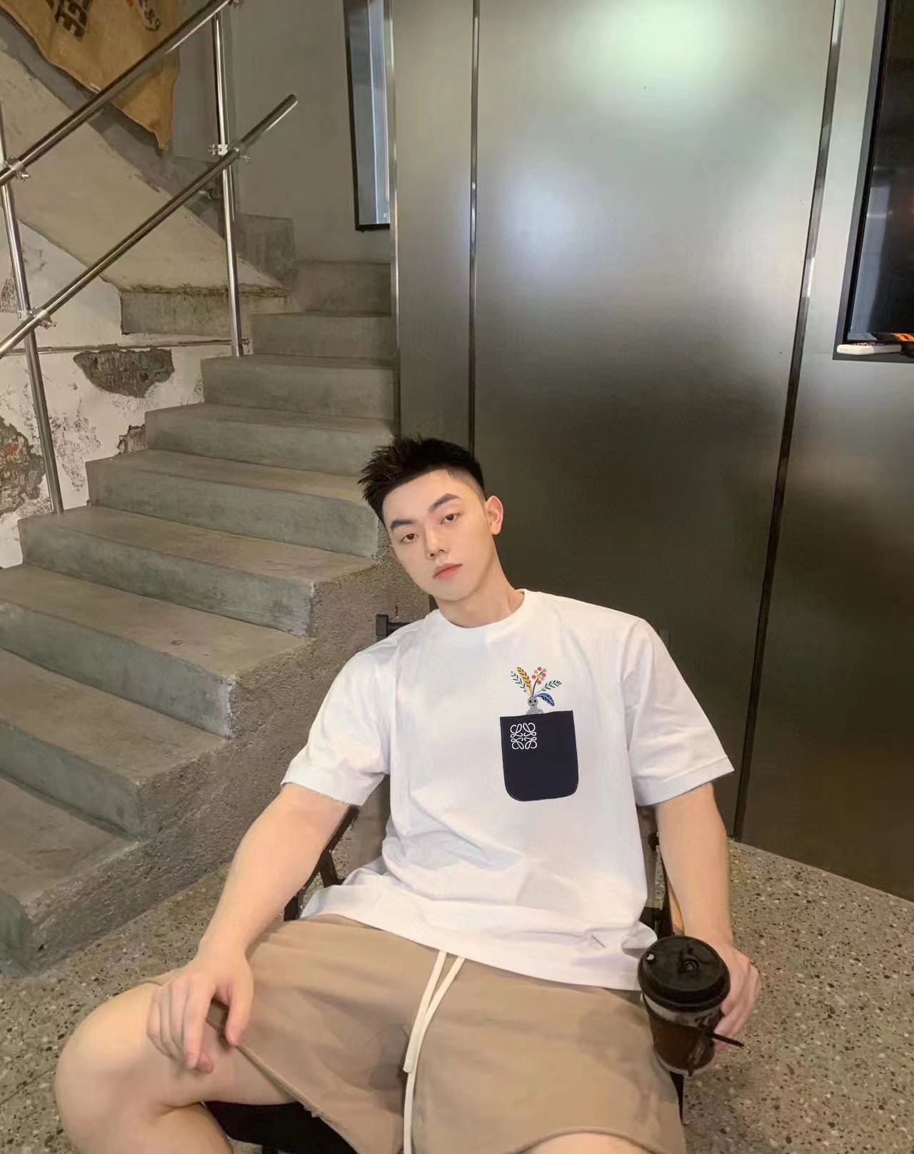 L0WEW ロゴ刺繍 メンズ Tシャツ【 50％割引+送料無料】