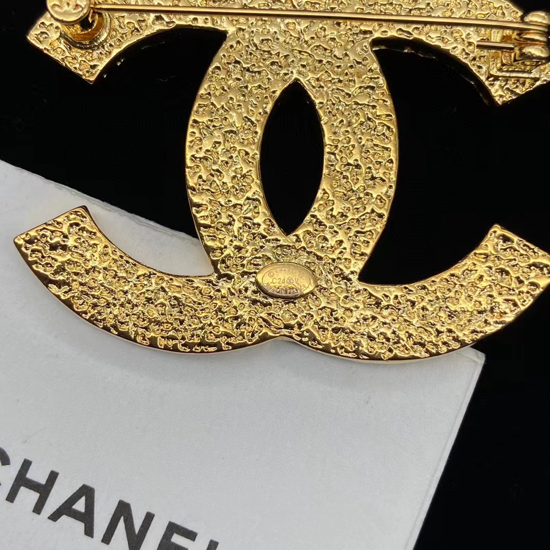 CHANE1 ダブルC デニムブローチ【 50％割引+送料無料】