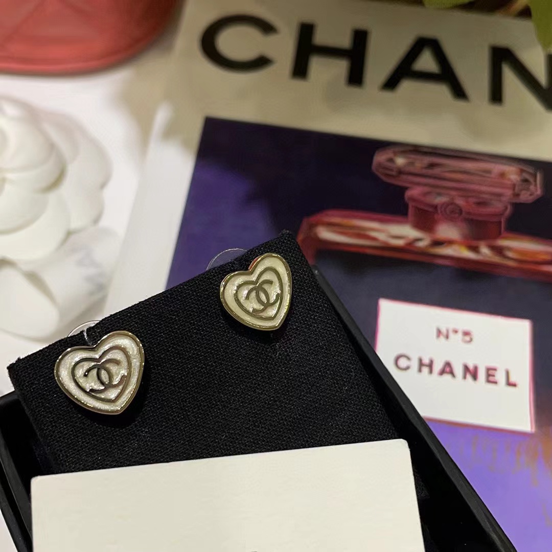 CHANE1 ダブルC ピーチハート ピアス【 50％割引+送料無料】