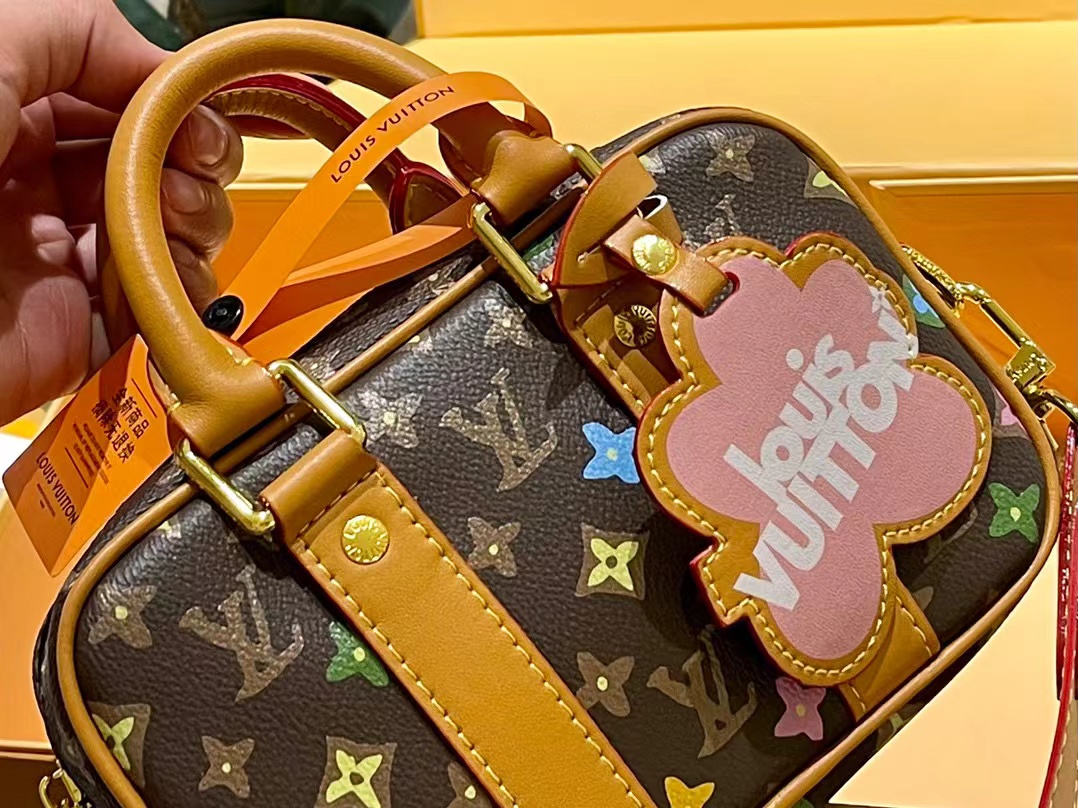LV 四つ葉のクローバー ハンドバッグ【50％割引+送料無料】