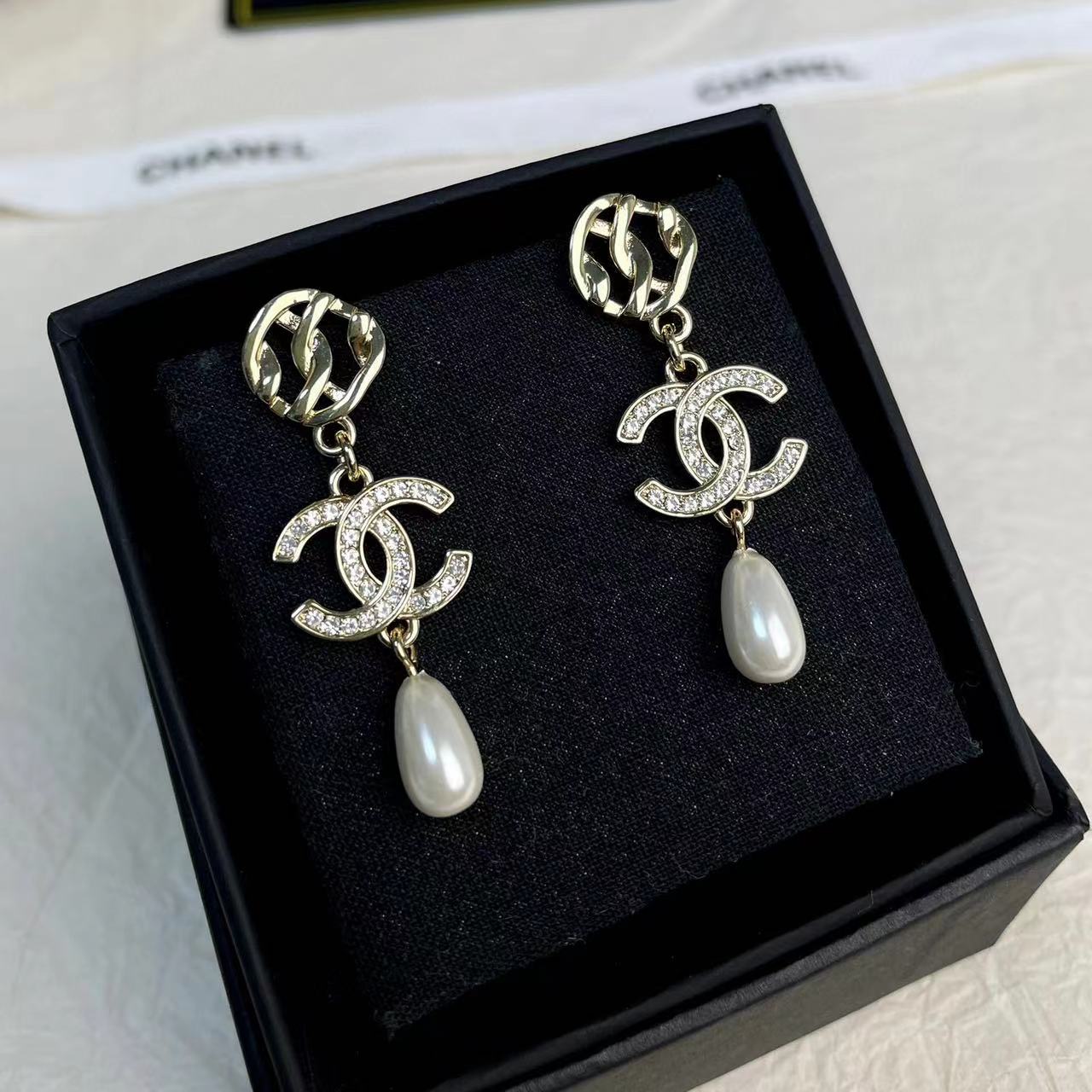 CHANE1 中空ダブル C パール スタッド ピアス【50％割引+送料無料】