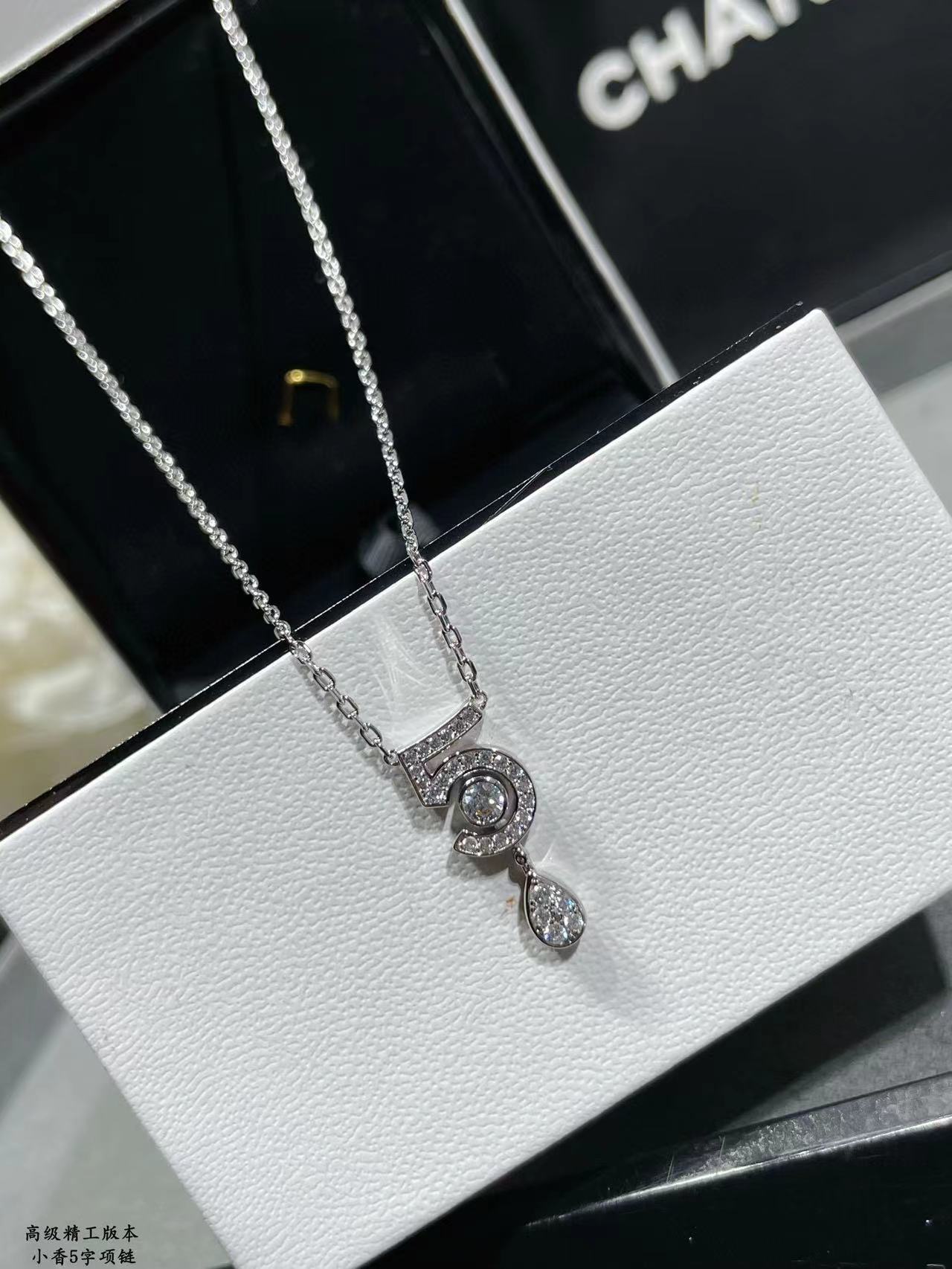 Van c1eef &Arpels 5シェイプダイヤモンドネックレス【50％割引+送料無料】