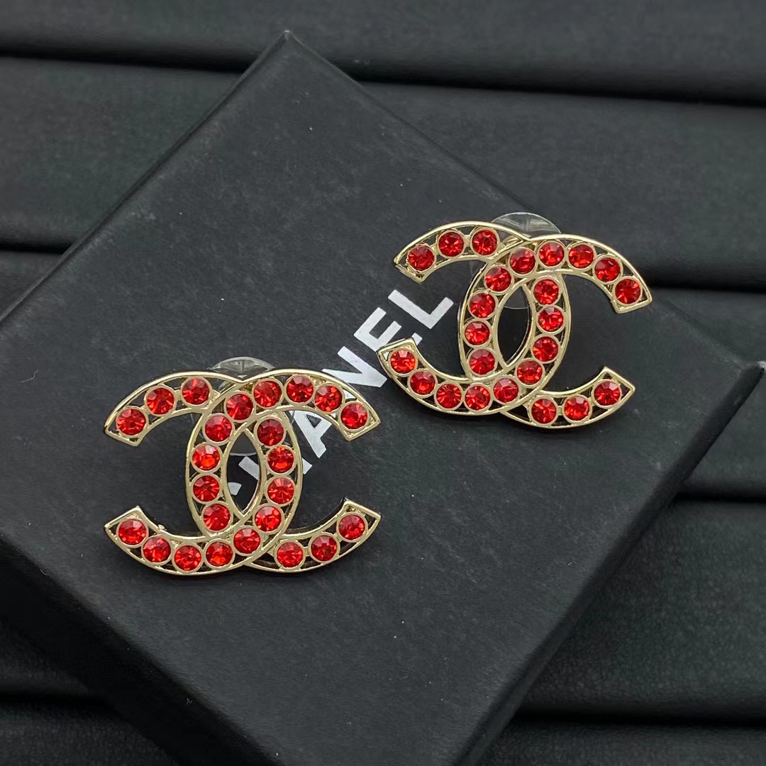 CHANE1 レッド ダイヤモンド スタッド ピアス【50％割引+送料無料】