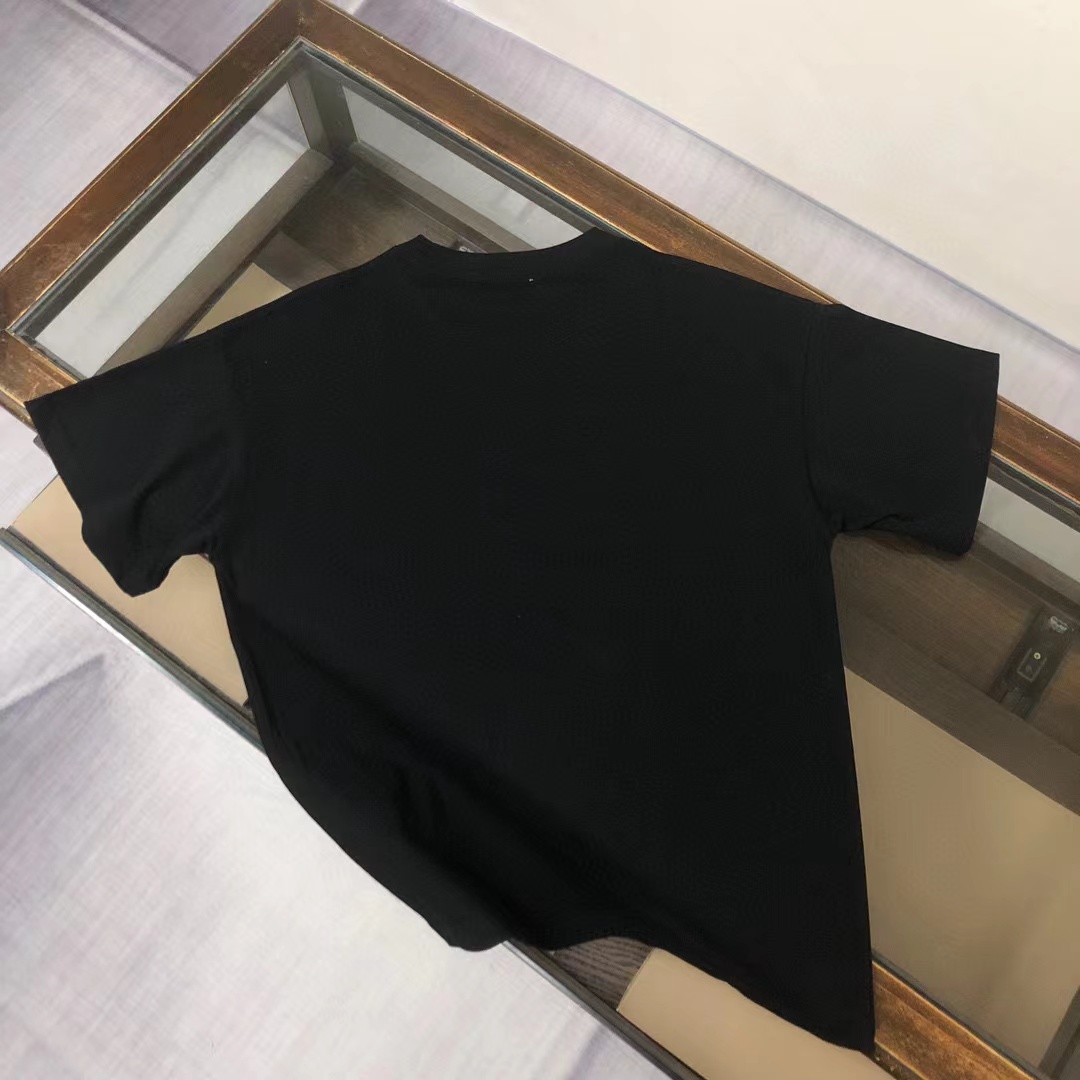 BUR8ERRY 軍馬 シンプルTシャツ【 50％割引+送料無料】