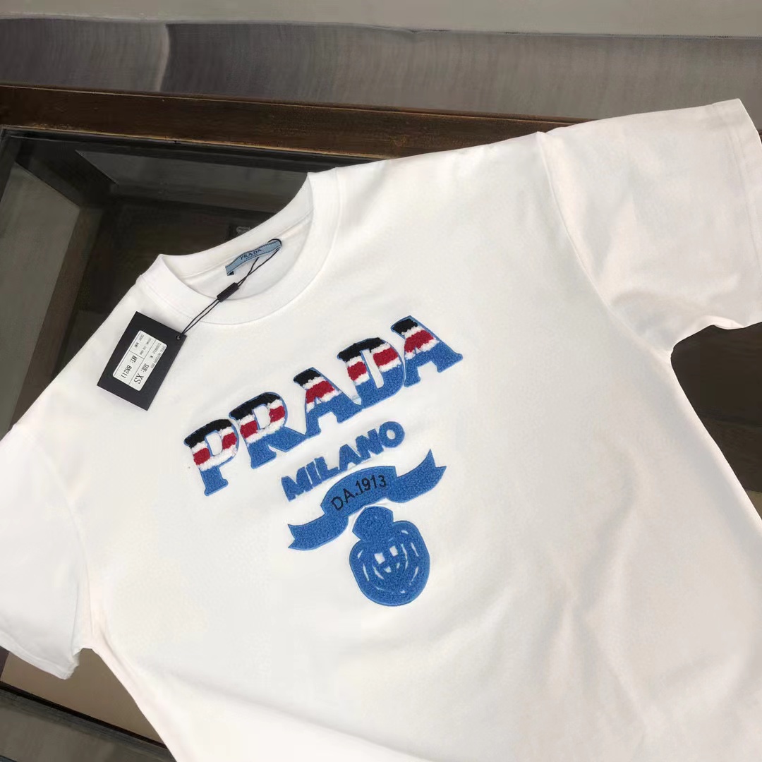 PR4DA 刺繍レタリング メンズ Tシャツ【 50％割引+送料無料】