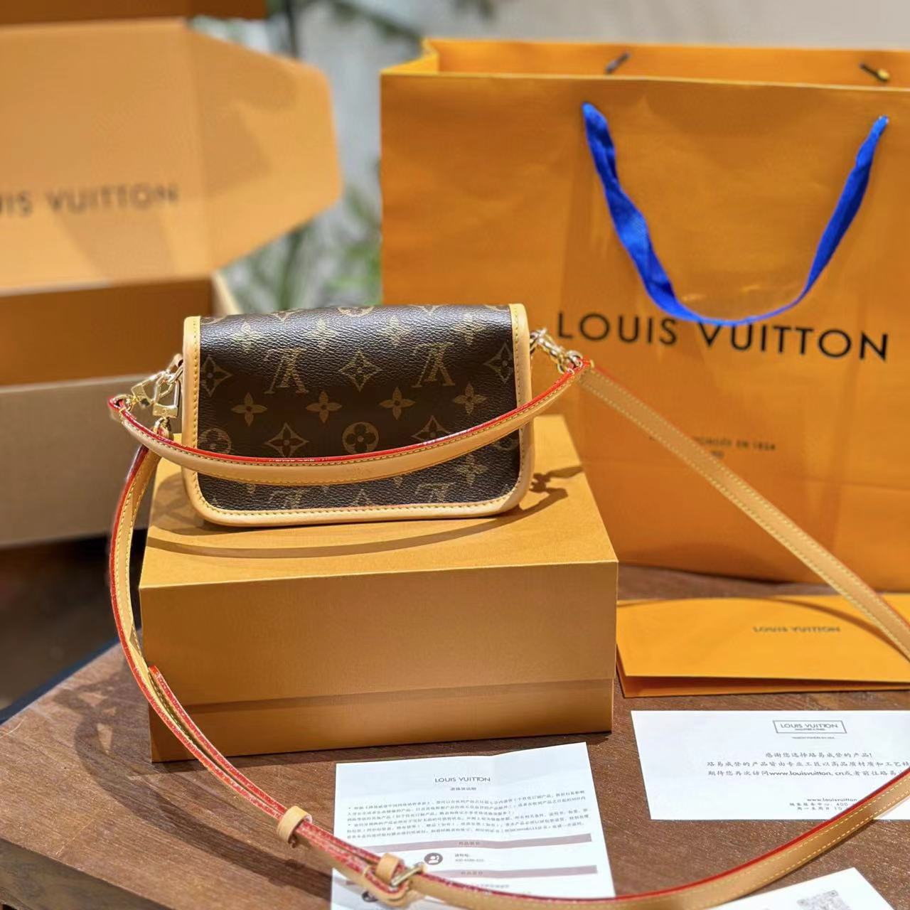 LV老眼ポータブルバゲットバッグ【50％割引+送料無料】