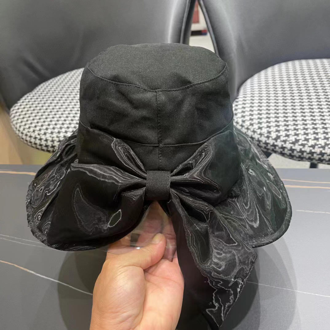 CHANE1 ダブル C ロゴ サンハット【50％割引+送料無料】