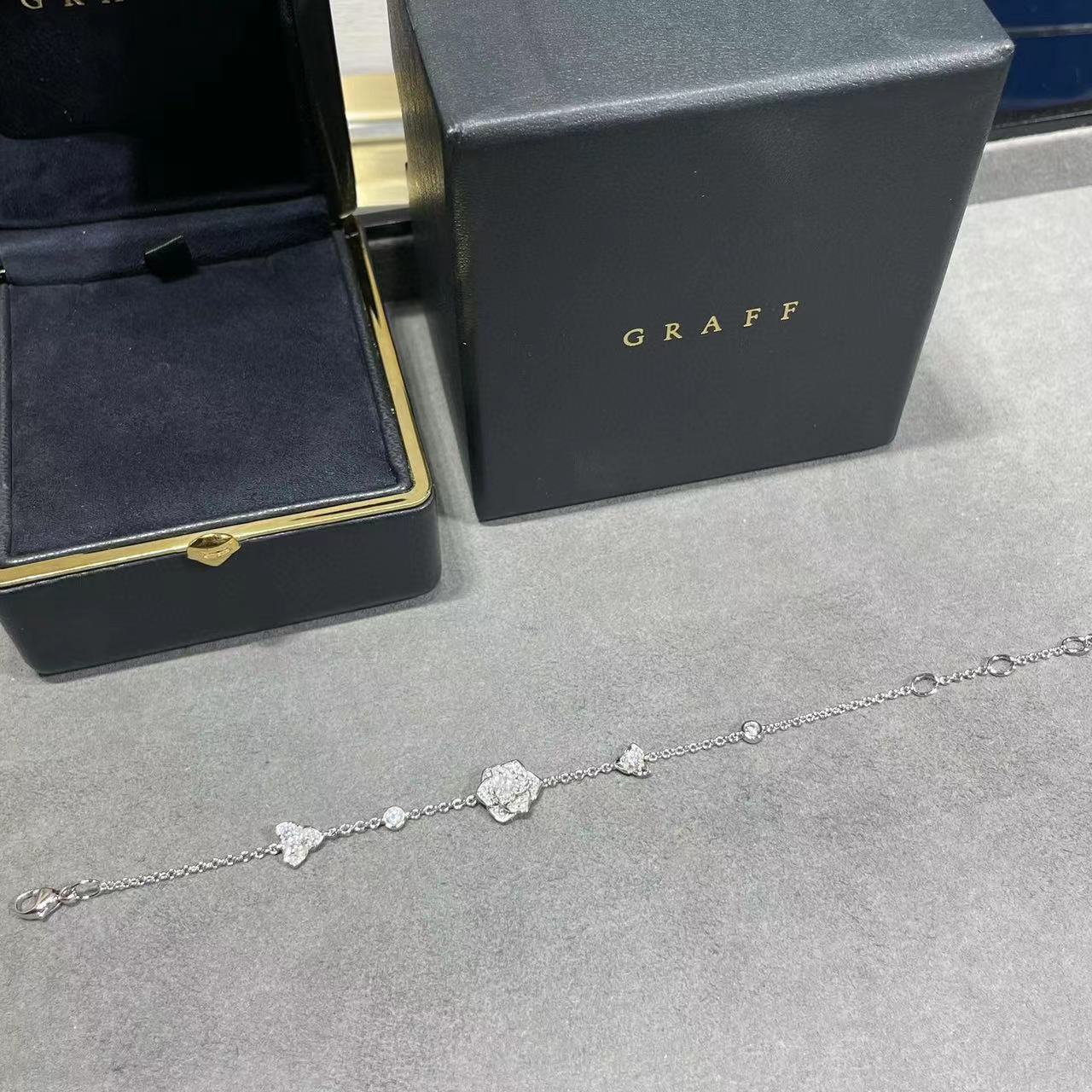 P1AGET フラワーブレスレット 【50％割引+送料無料】