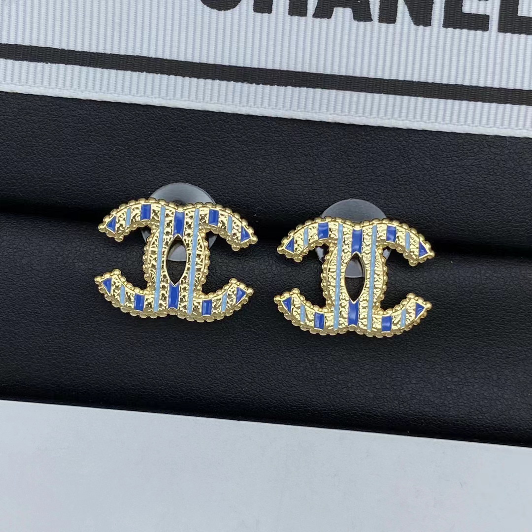 CHANE1 ダブルC スタッドピアス【50％割引+送料無料】