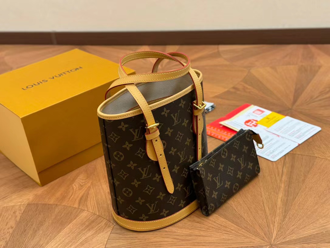 LV老眼バケットバッグ【50％割引+送料無料】