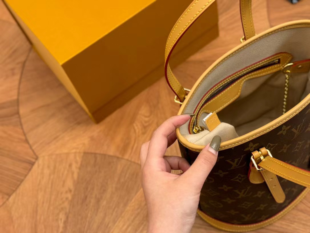 LV老眼バケットバッグ【50％割引+送料無料】