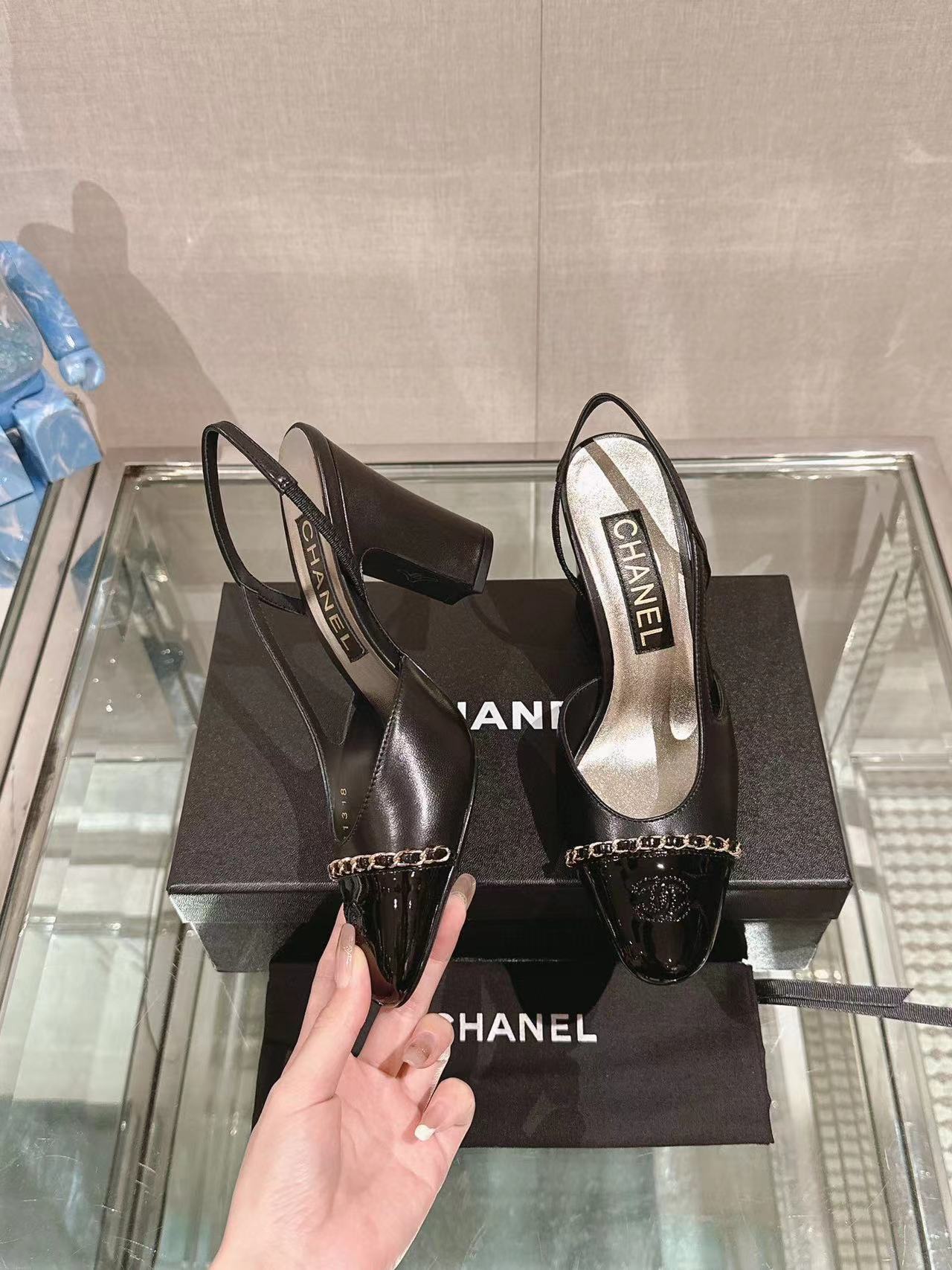 CHANE1 高品質シープスキン チェーン ハイヒール【50％割引+送料無料】