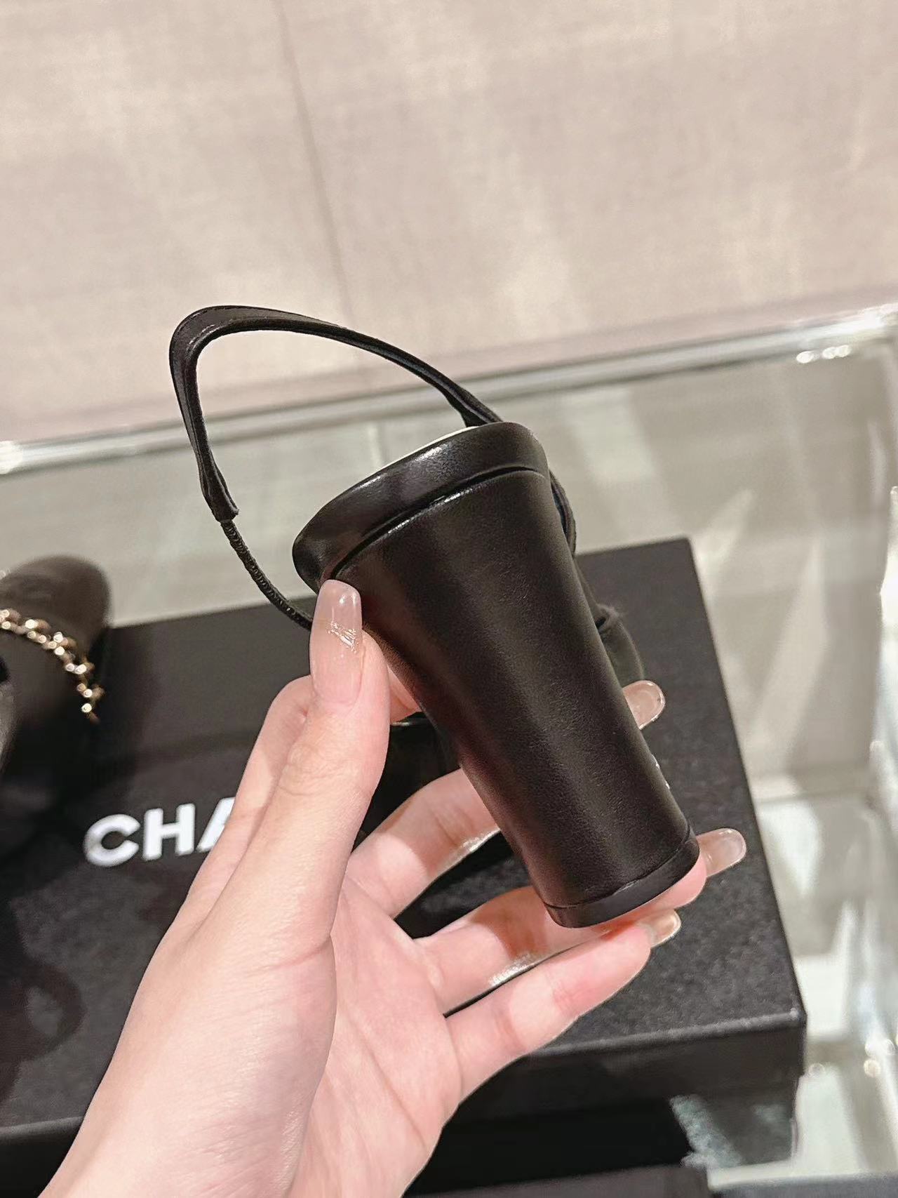 CHANE1 高品質シープスキン チェーン ハイヒール【50％割引+送料無料】