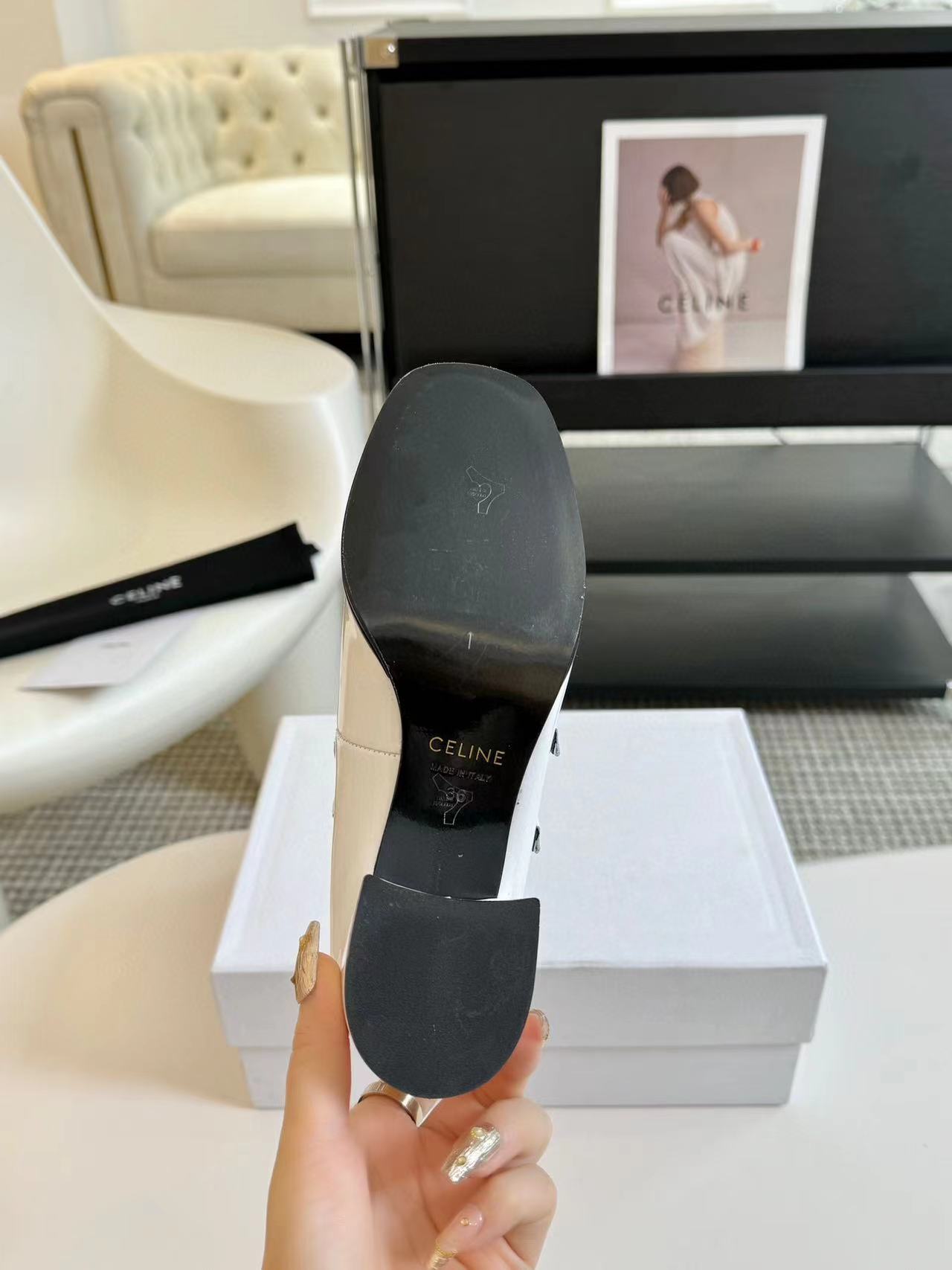 CEL1NE 高品質シンプルブロックヒール【50％割引+送料無料】