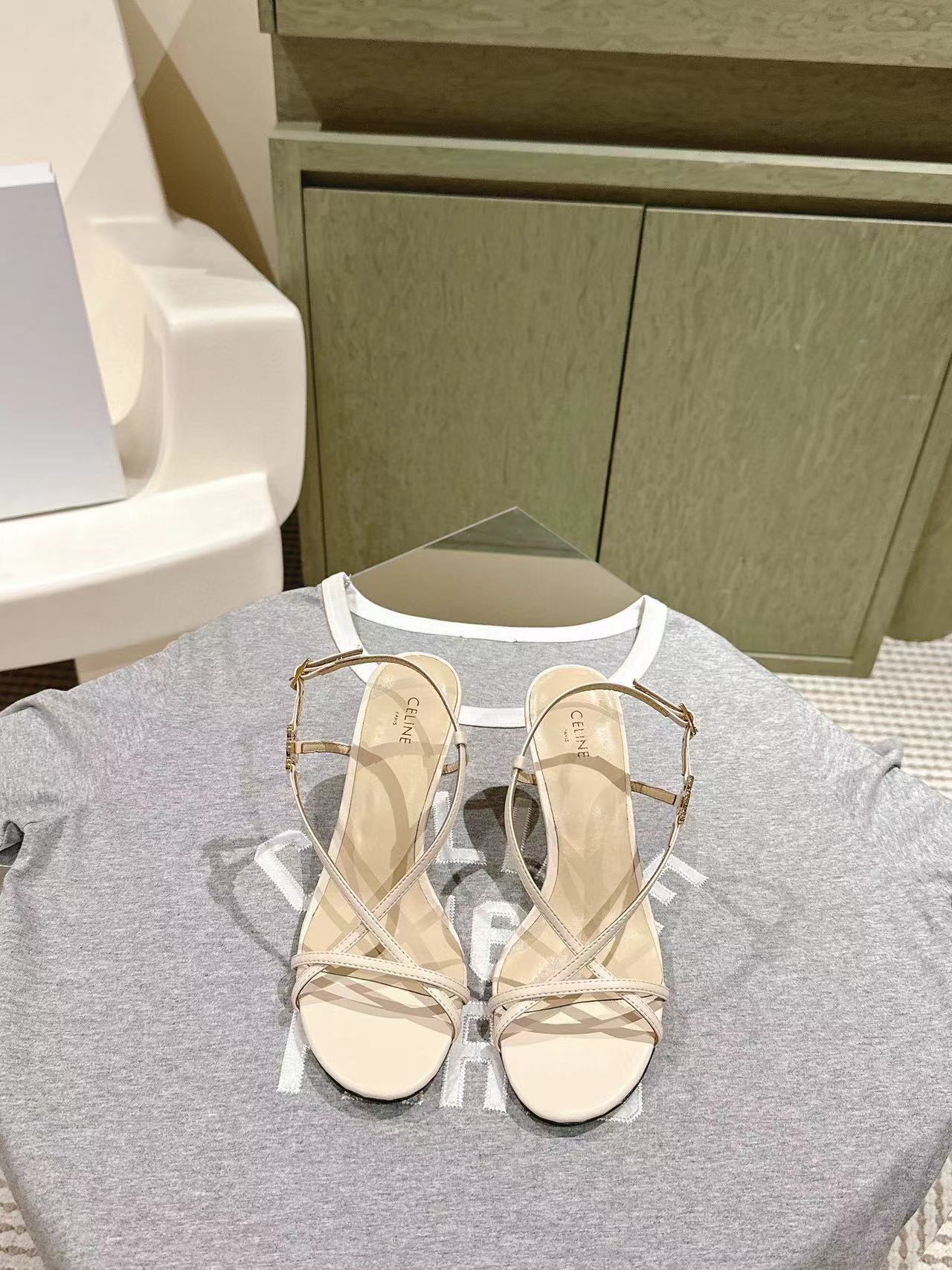 CEL1NE 高品質シープスキン ハイヒール サンダル【50％割引+送料無料】