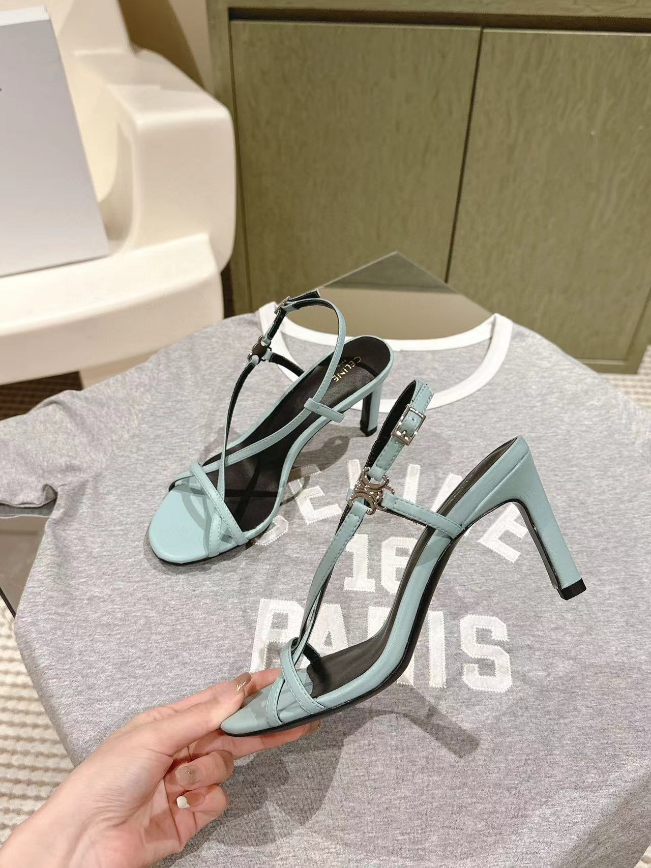 CEL1NE 高品質シープスキン ハイヒール サンダル【50％割引+送料無料】