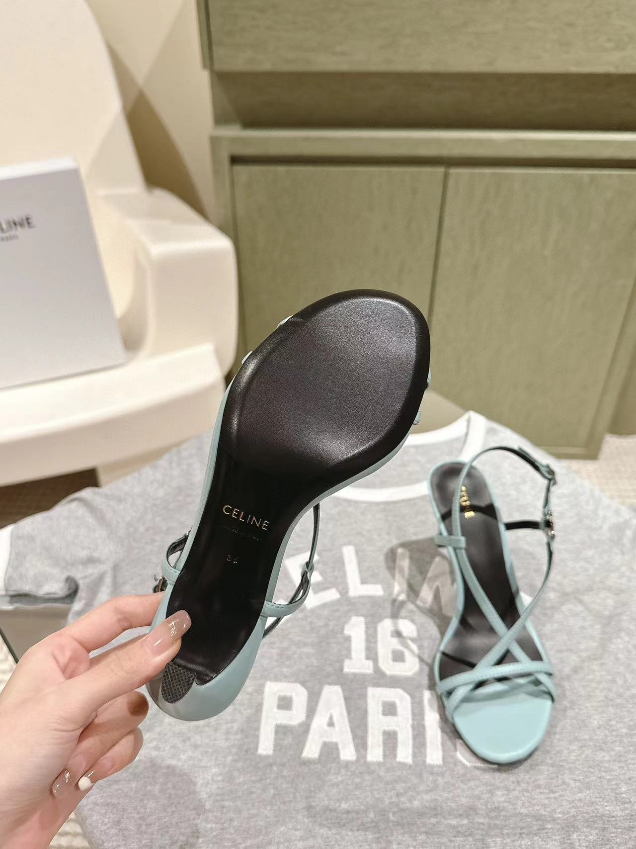 CEL1NE 高品質シープスキン ハイヒール サンダル【50％割引+送料無料】