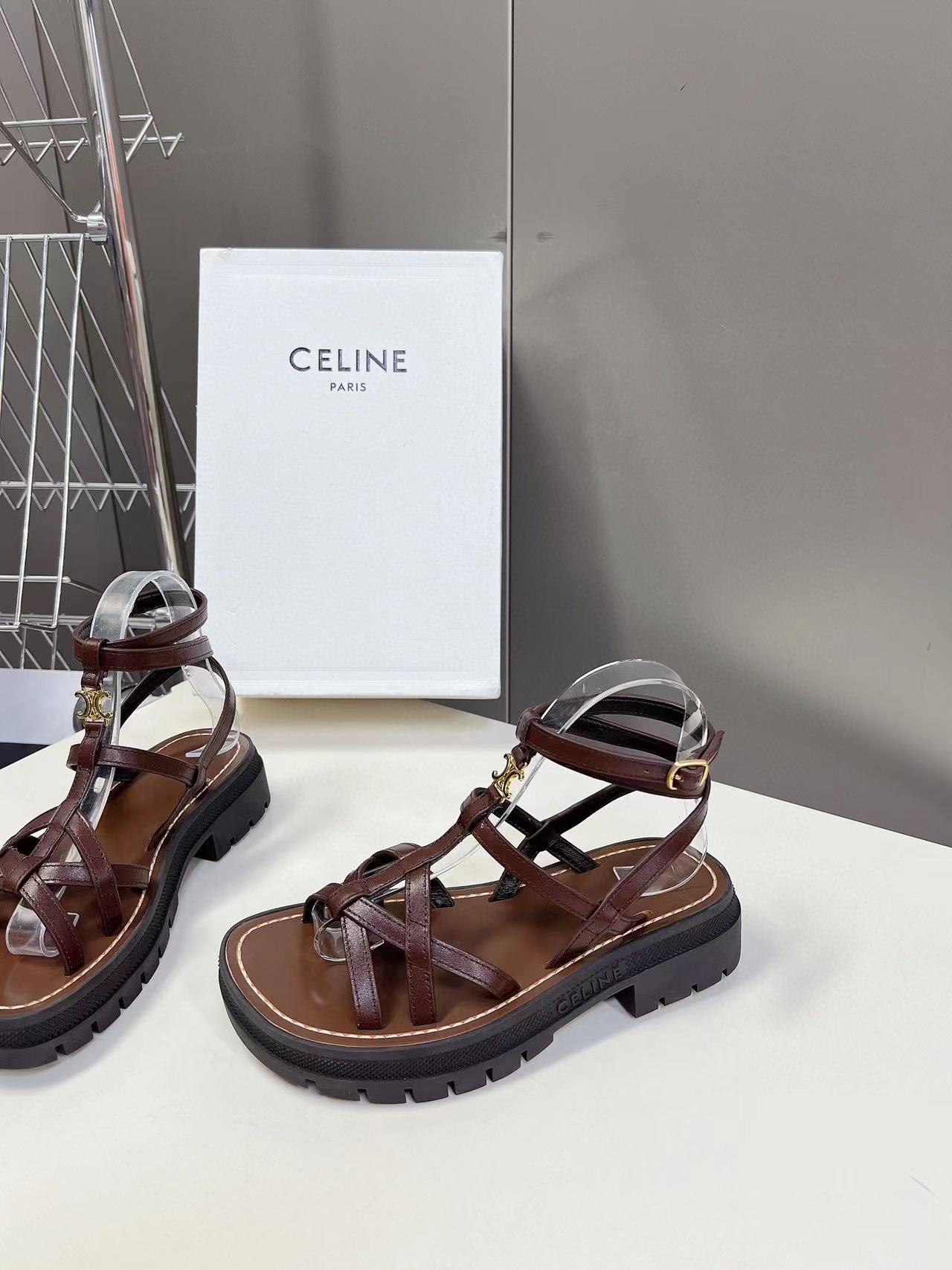 CEL1NE 高品質凱旋門サンダル【50％割引+送料無料】