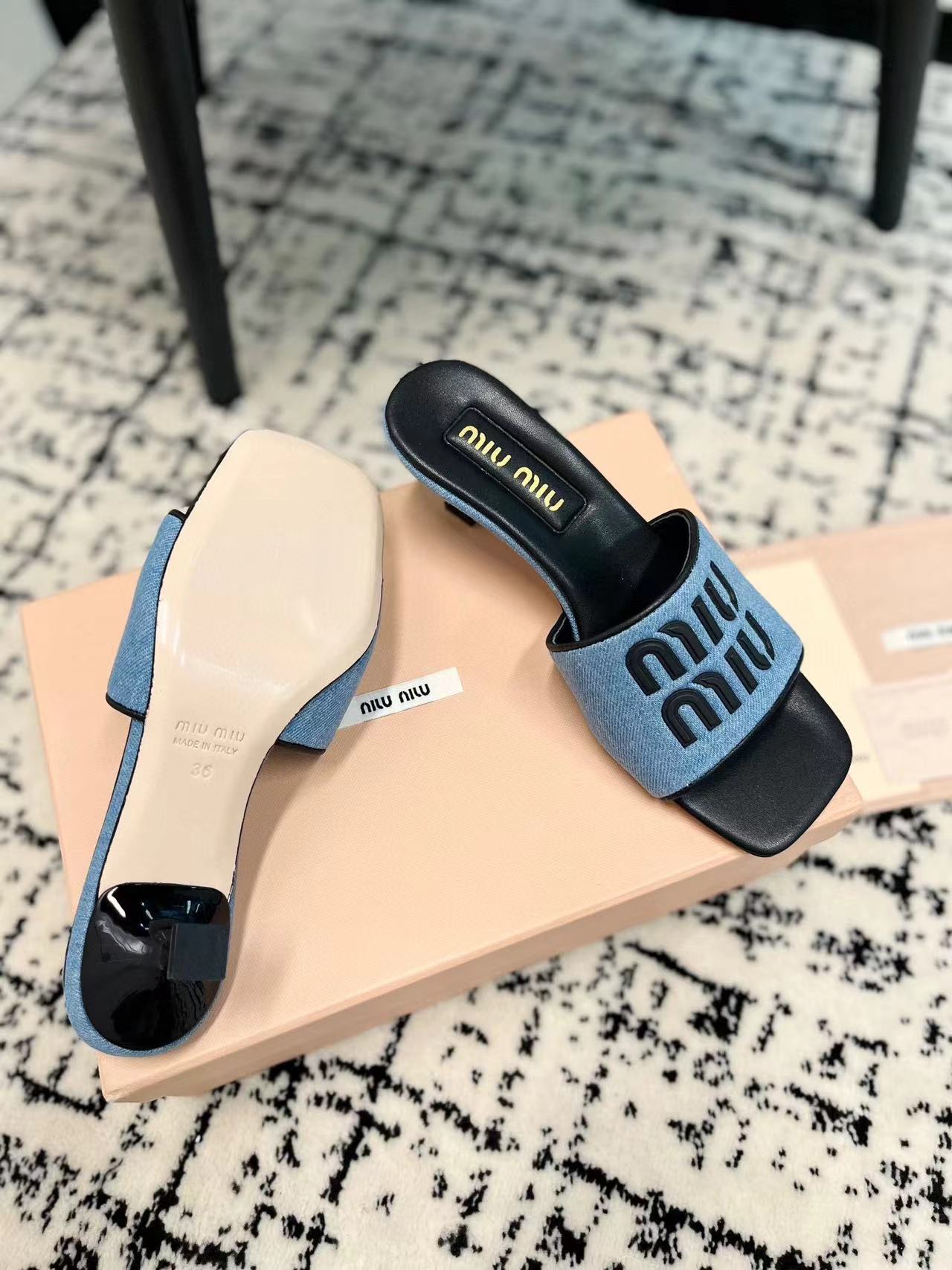 M1UM1U 高品質デニムハイヒールハーフスリッパ【50％割引+送料無料】