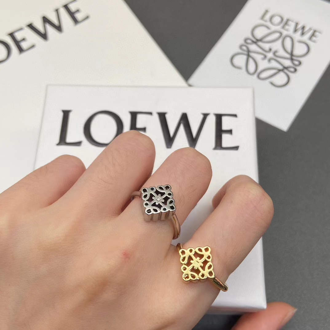 L0WEW クラシックロゴリング【50％割引+送料無料】