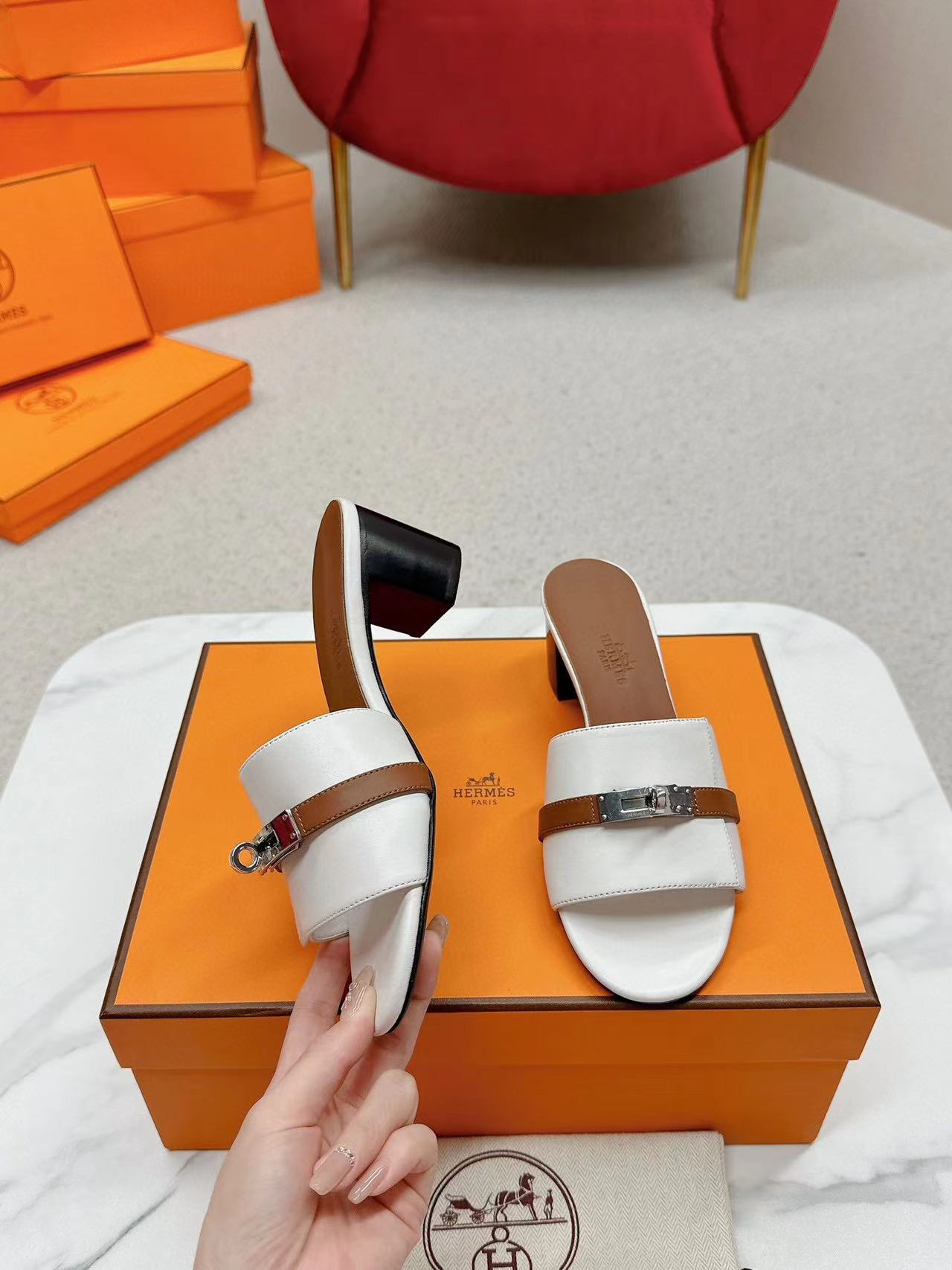 HERME5 高品質ハイヒールスリッパ【50％割引+送料無料】